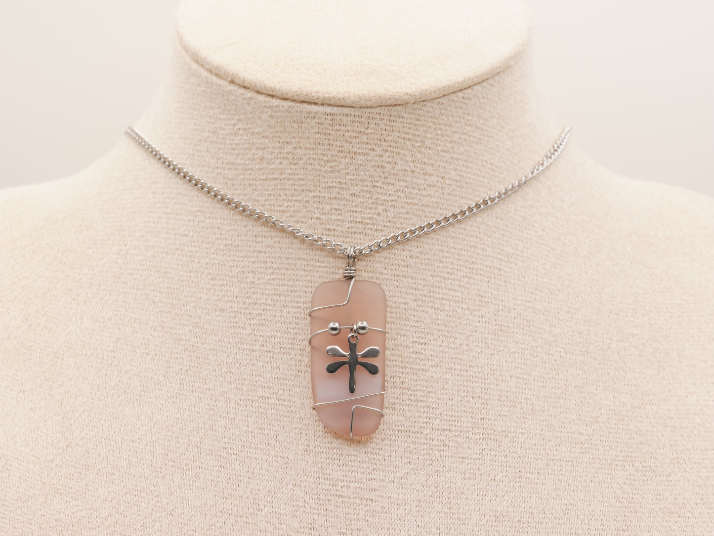 ROSE SEA GLASS | Necklace