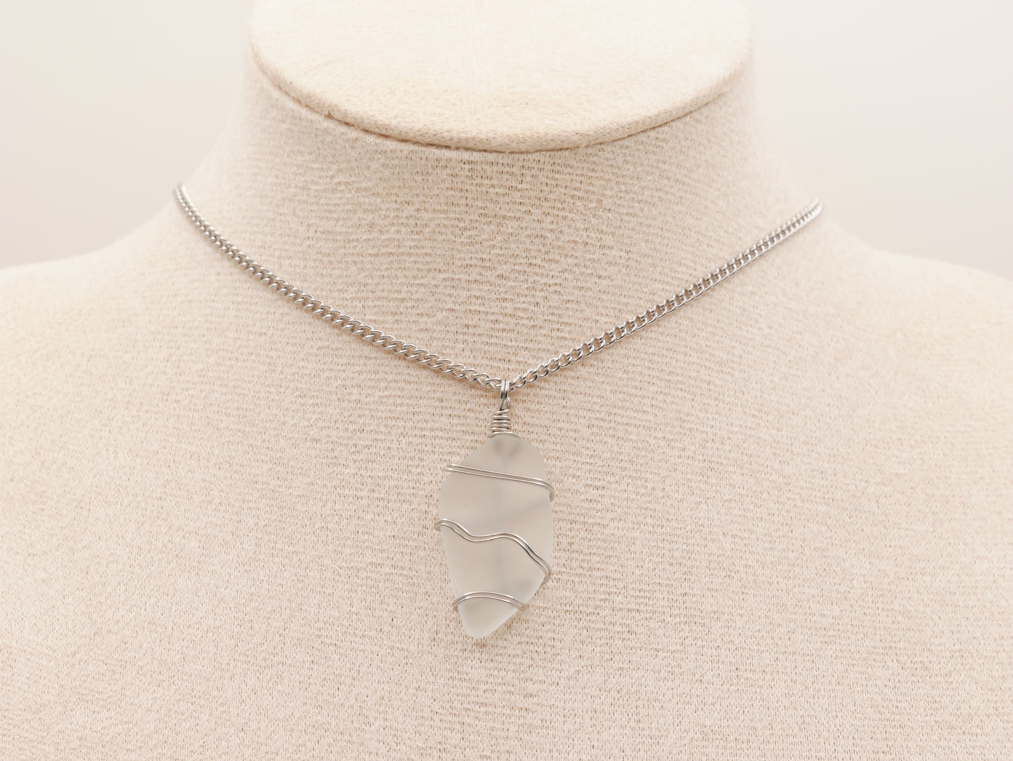 WHITE SEA GLASS | Halskette