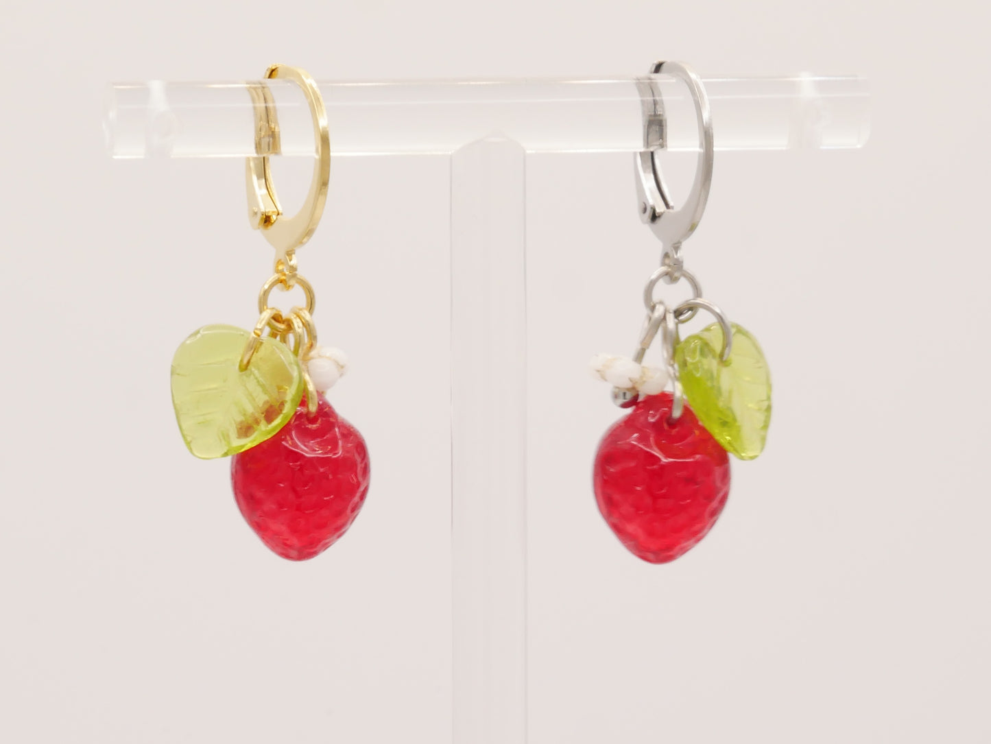 STRAWBERRY | Earrings