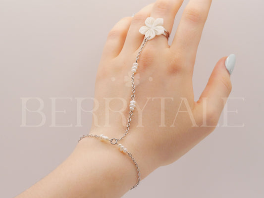 QUILLA | Hand chain