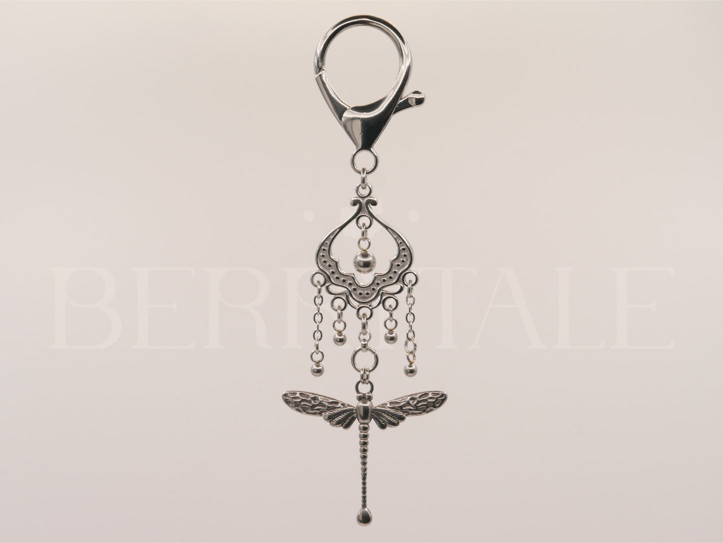 NIVELA | Charm