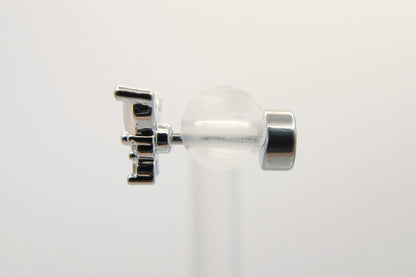 FROSTED LEPIDA | Single ear studs