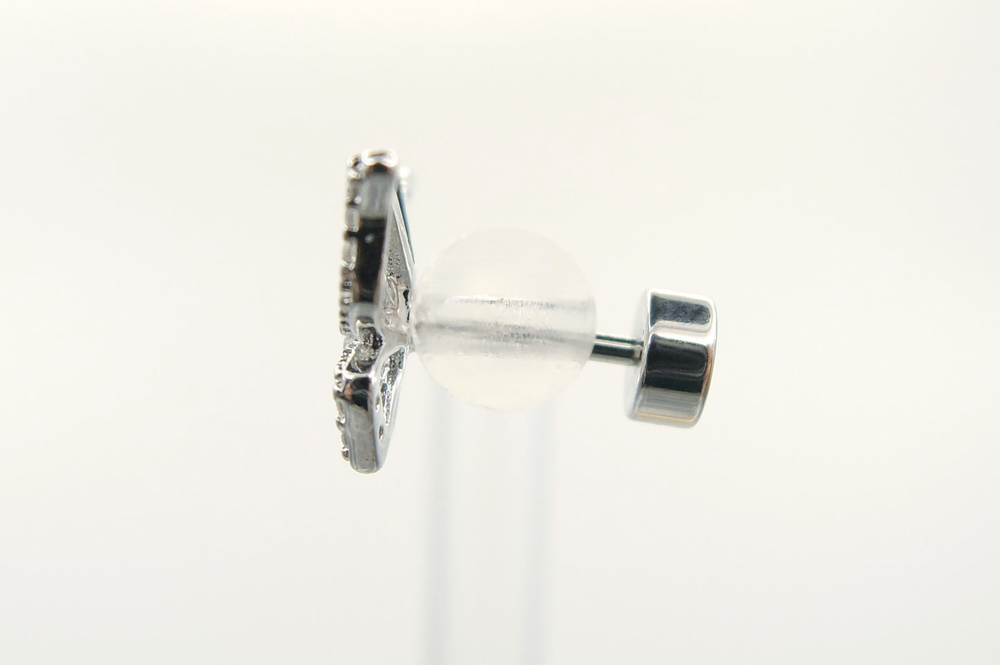 AVIS | Single ear studs