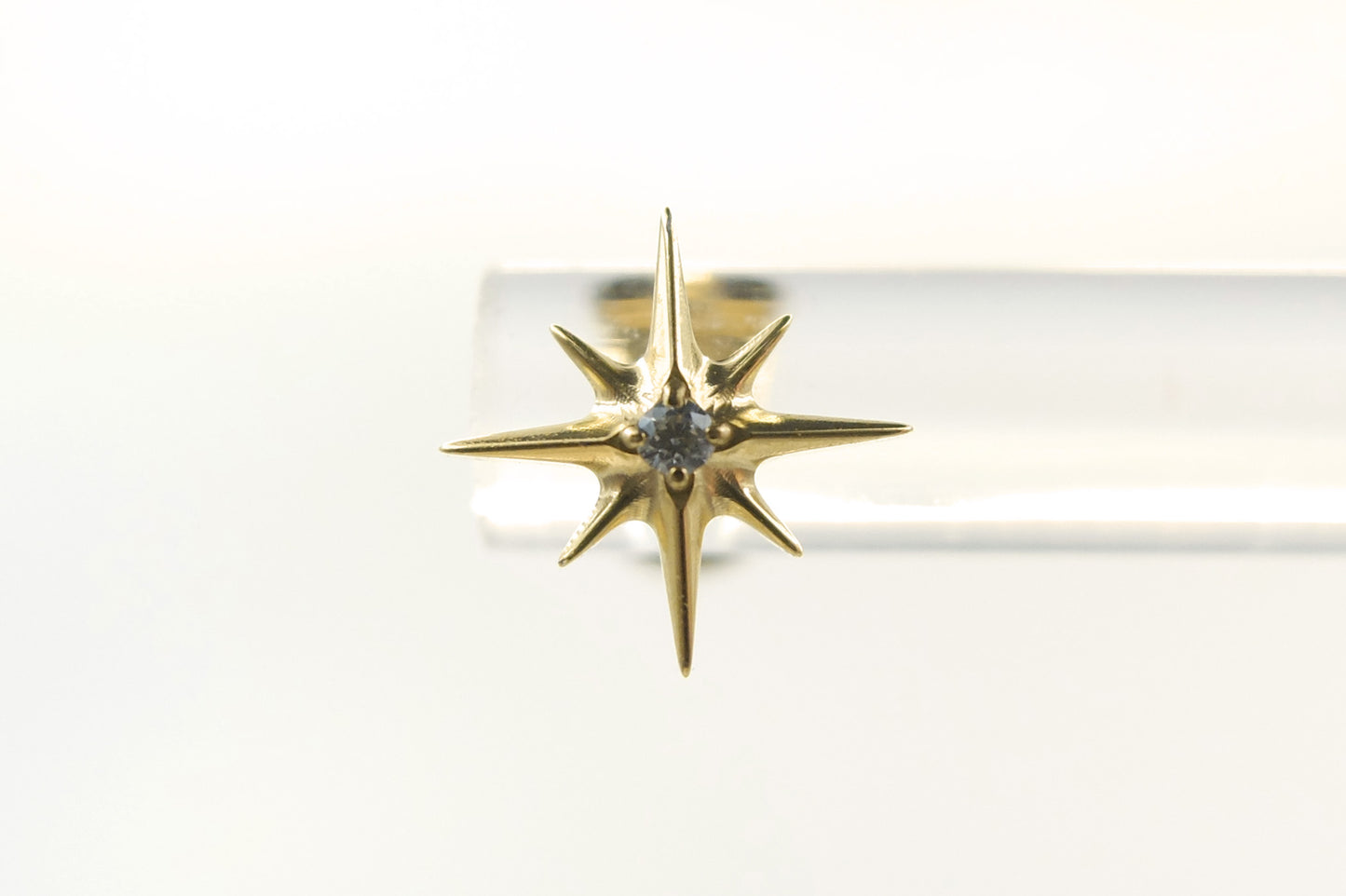 FIGERIS | Single ear studs