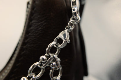 VESIA | Charm