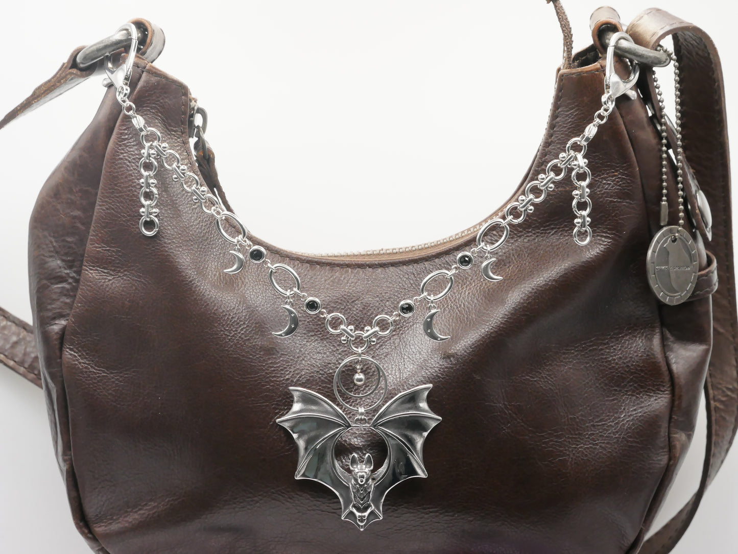 VESIA | Charm